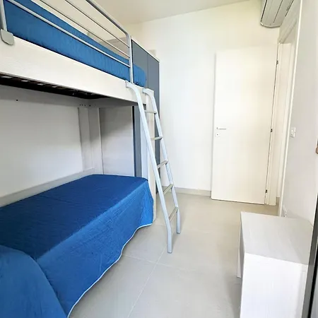 Stylish Flat With Pool Access Apartamento