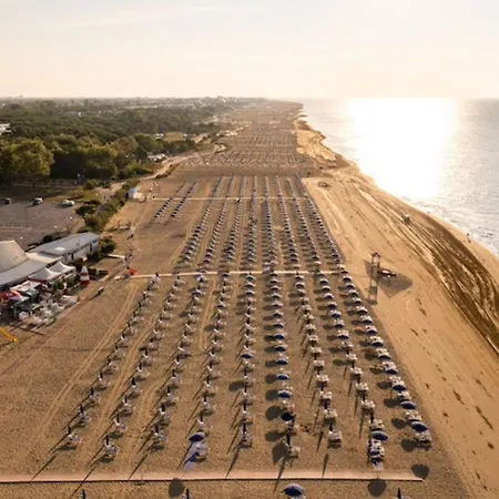 Stylish Flat With Pool Access * Bibione